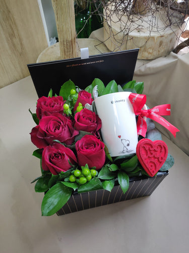 VD11 玫瑰花加套裝茶碟禮盒