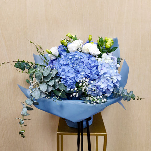 BK15 藍藍繡球花束